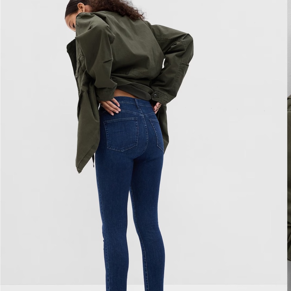 Gap Women’s True Sky High Skinny Blue Jeans